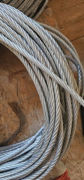 Трос толщина 8мм. 120м.