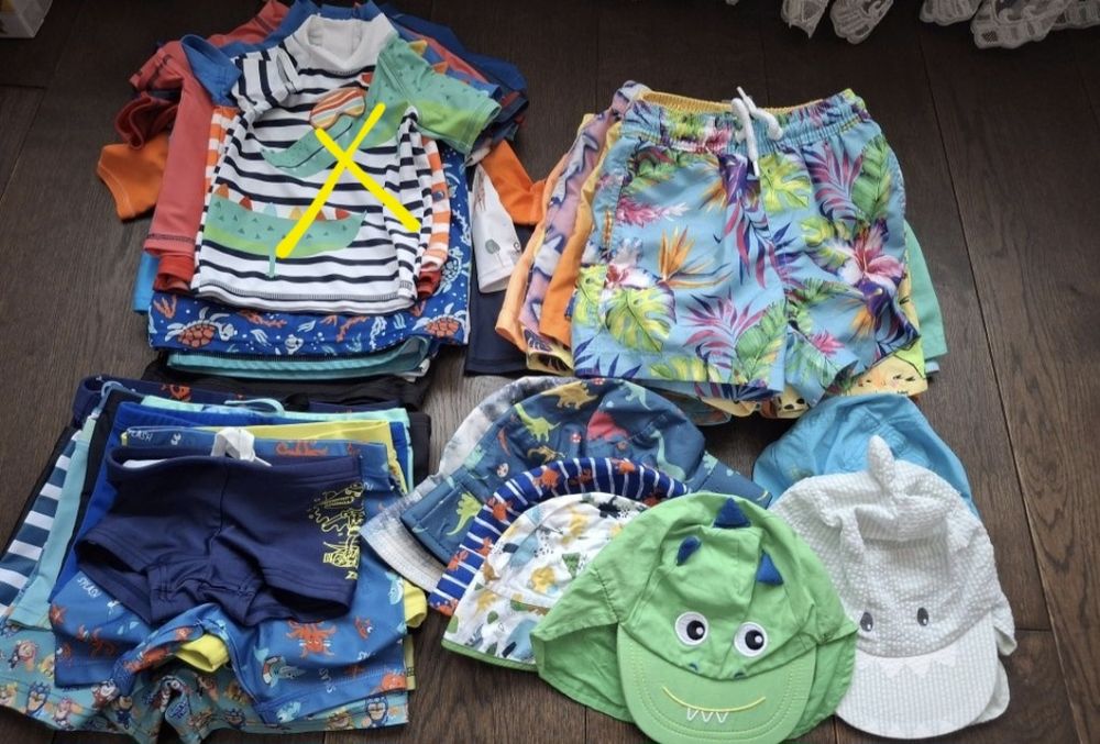 Купальник. Все для моря. Розміри різні.