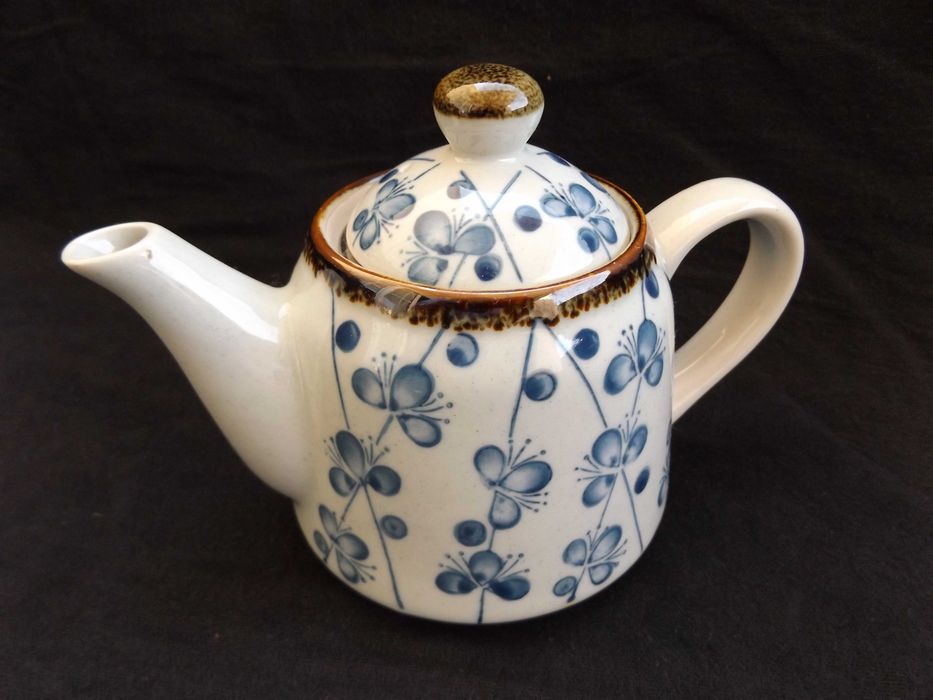 BULE e TAÇAS de CHÁ em PORCELANA Japonesa – Decoração Floral Azul