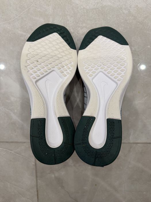 Кросівки Nike Dualtone Racer (EUR 37.5)