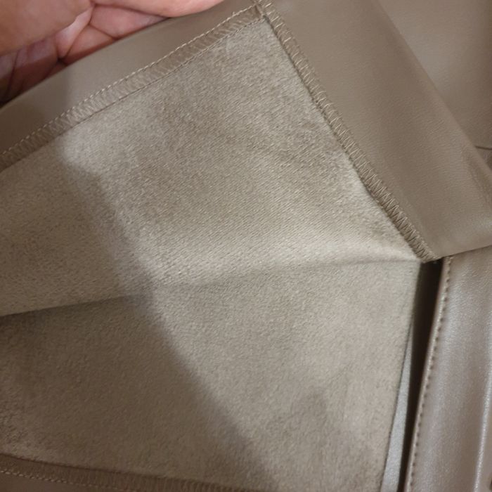 Спідниці екошкіра 46 розмір