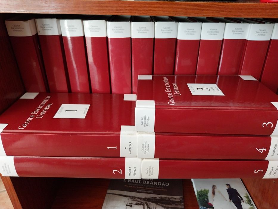 Enciclopédia completa429537998899128321