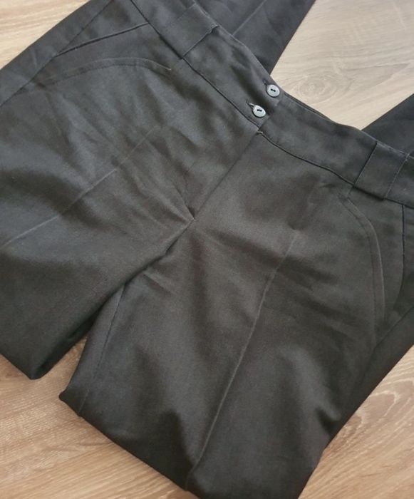 Czarne eleganckie spodnie damskie,Małret,r.L