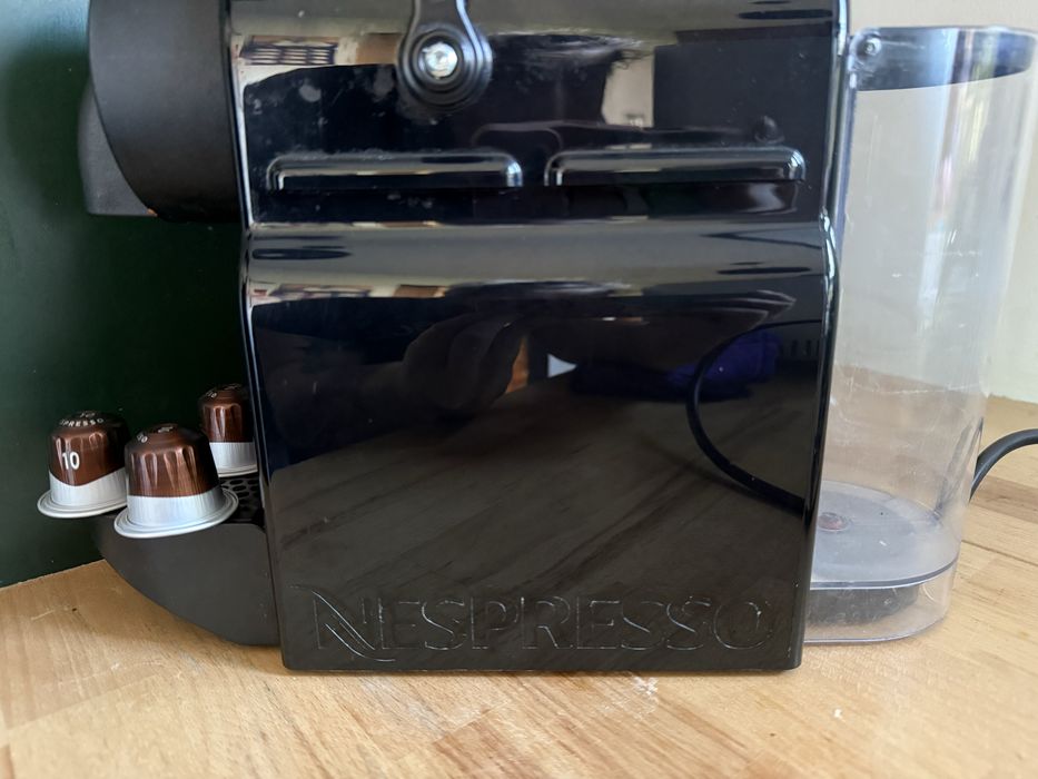 Ekspres DELONGHI Nespresso Inissia
