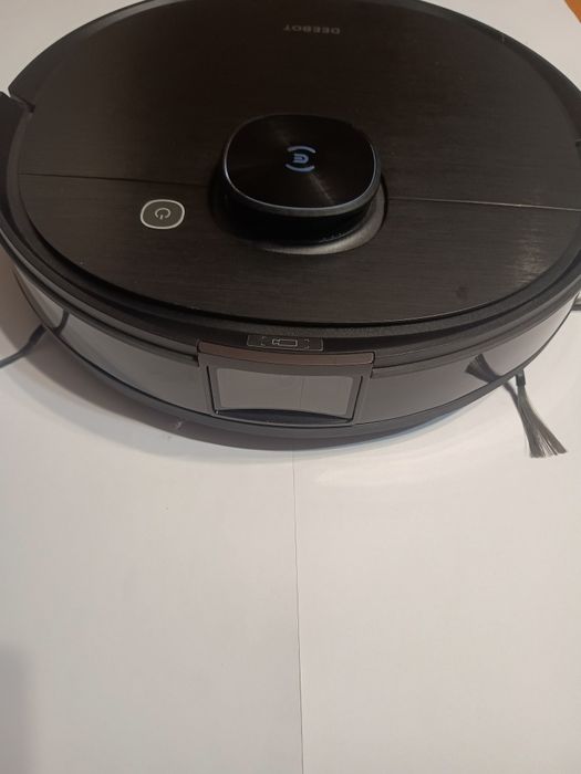 Robot sprzątający, odkurzająco mopujący deebot T9 Aivi