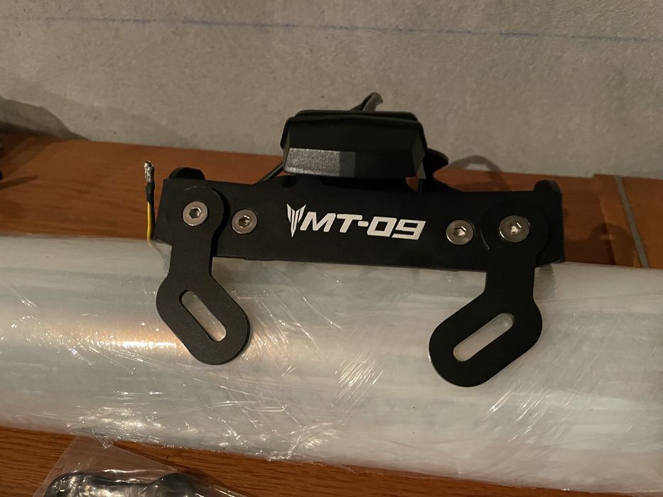 Suporte matrícula yamaha MT09 2021 até 2025