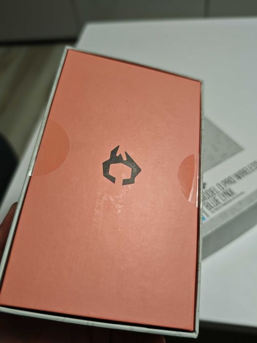 Glorious Model O PRO Wireless  Forge