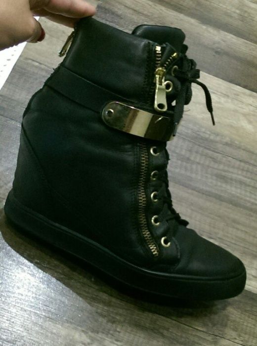 OVYE sneakersy skórzane z blaszkami rozm 38