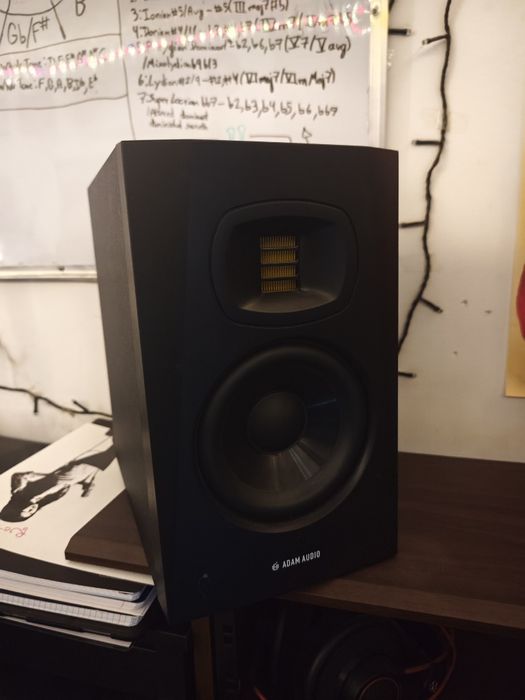 Par ADAM Audio T5V Monitores de estúdio