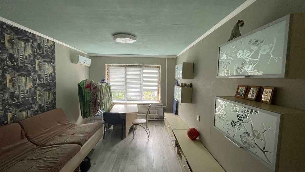 Продажа 3-х комнатной квартиры. Район Артема