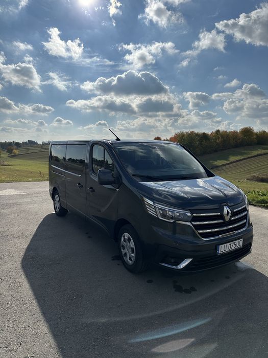 Przewóz osób, tranfer lotniskowy, imprezy, bus 9 os. z kierowcą.