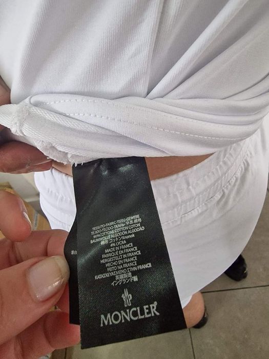 Fato t-shirt e calçao moncler branco