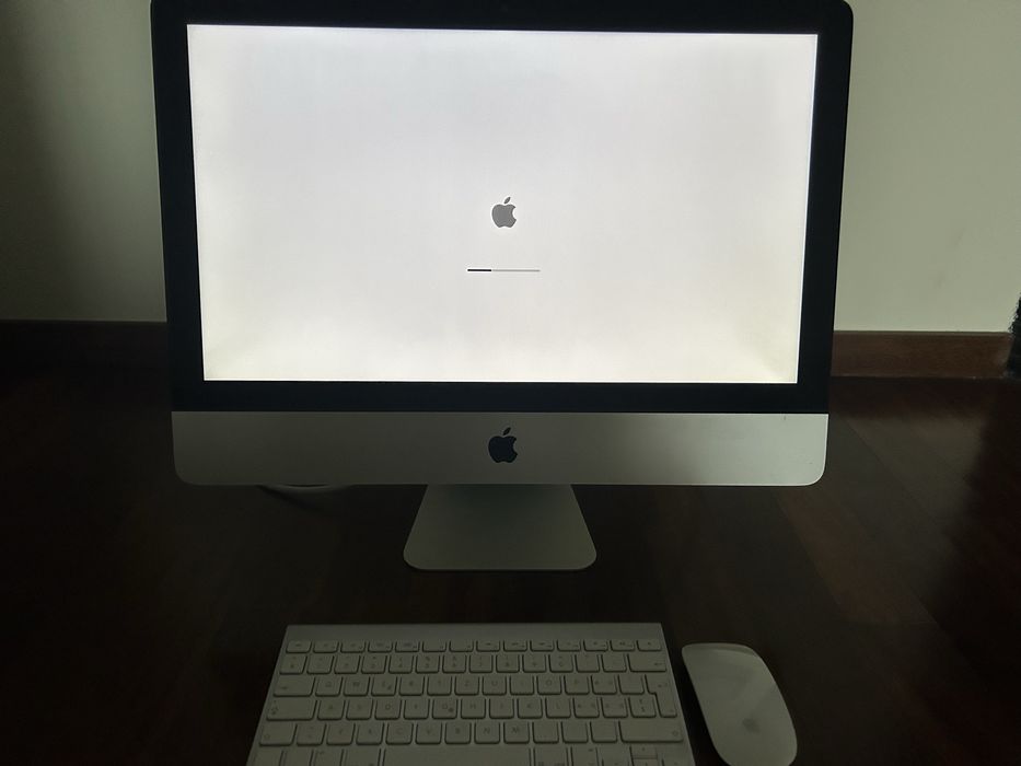 Imac 21,5 late 2012 i5 Quad Core 8 Gb Ram, 1 Tb HDD, teclado e rato