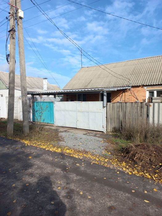 Продам ДОМ на 3 комнаты пгт Покотиловка