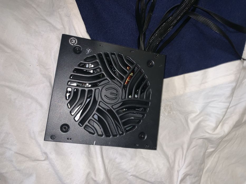 Блок питания EVGA 600 W3