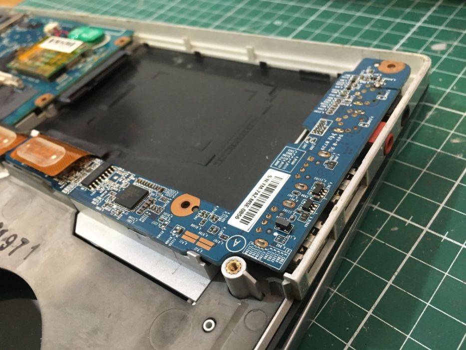 Portátil Sony Vaio PCG-391M para peças - ecrã-dissipador-wifi-etc