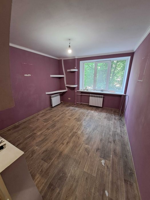 Продаж Дві окремі кімнати у гуртожитку на Ваш вибір по вул. Історична