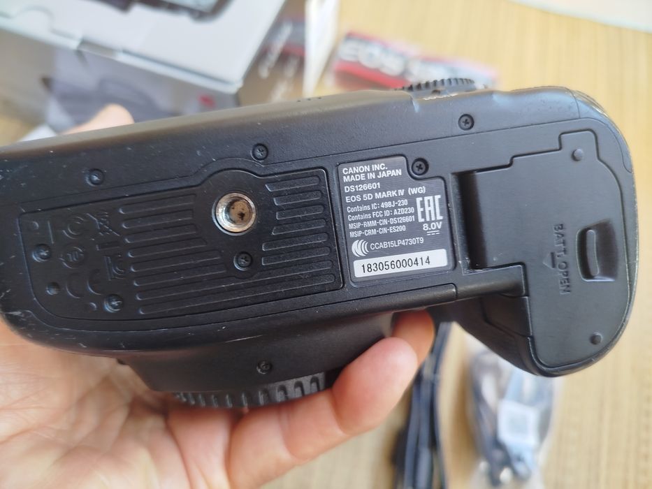 Canon 5d Mark IV com 70 mil disparos