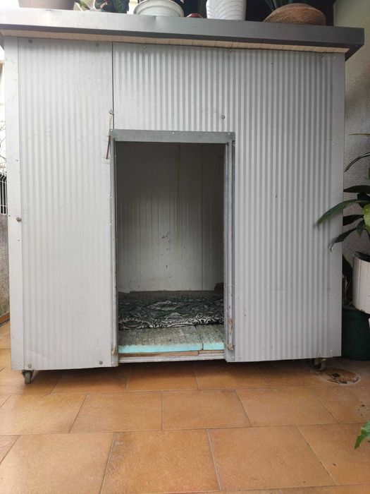 Casa para Cães ou Multiusos