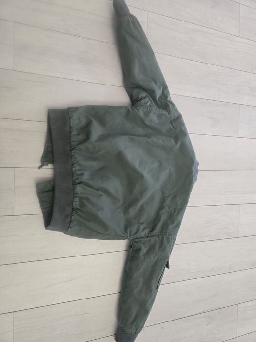 Куртка дитячв 128   Reserved