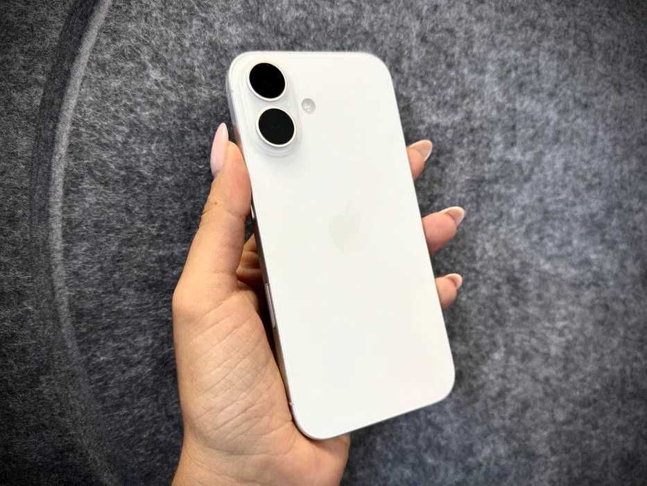 iPhone 16 128 GB White | jak nowy | odbiór osobisty