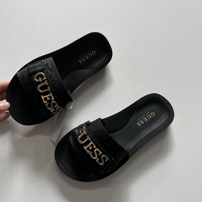 Шлепки Guess 37, 38,39 оригінал