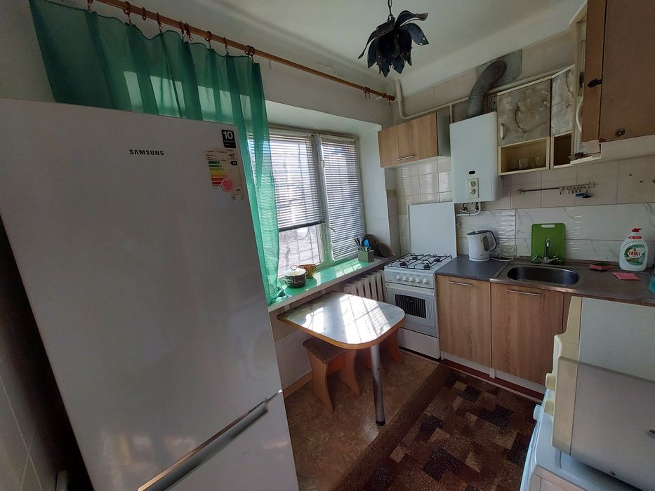 Продаж 2 кімнатної Центр