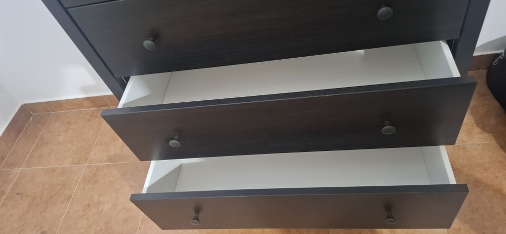 Cómoda IKEA HEMNES castanho escuro/preto – 90x44x114 cm