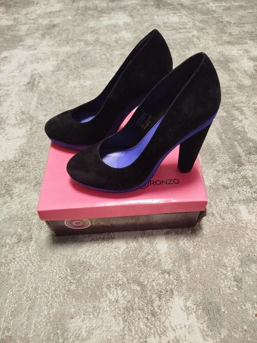 Жіночі туфлі 37,5