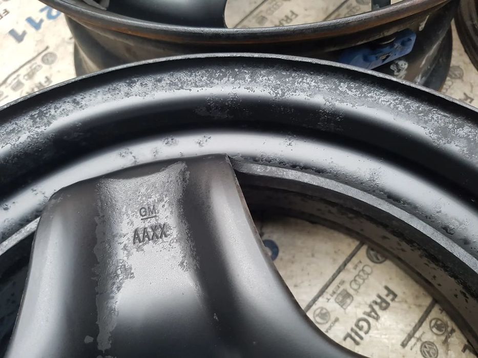 Felgi strukturalne kołpaki czujniki tpms Opel Corsa  D E Adam Fiat Gra