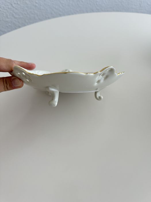 Paterka na nóżkach Rosenthal Sanssouci Ramona róże