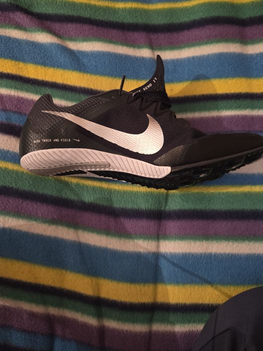 Шиповки для бігу