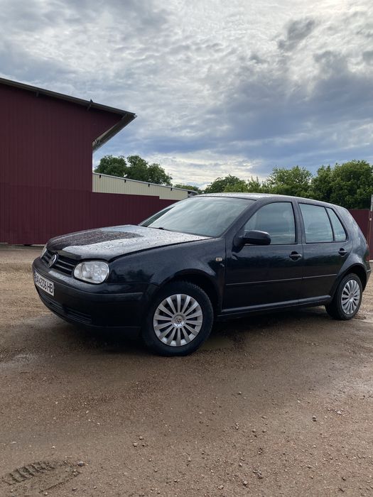 Volkswagen Golf 4 1.6 2000 рік
