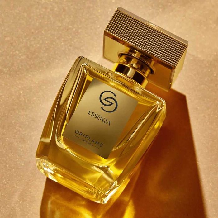 Perfumy Giordani Gold Essenza + GRATIS Tender Care