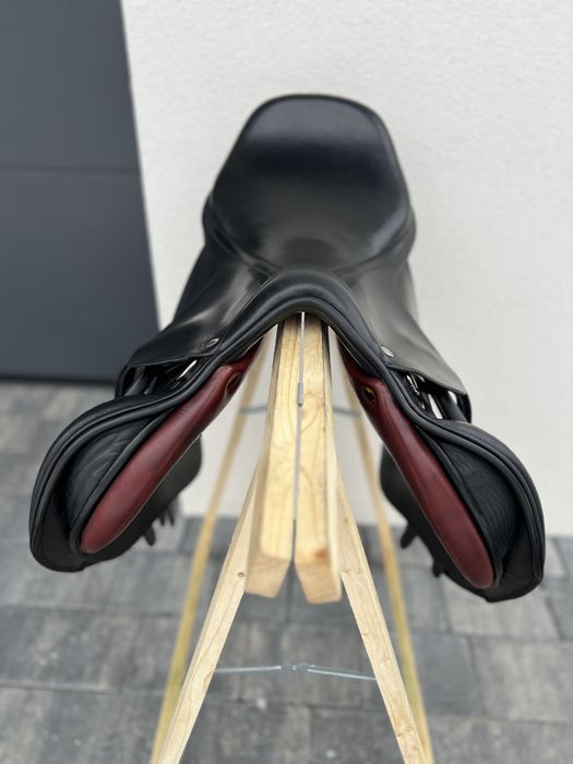 Siodło 17,5 M Daw Mag Grand Prix 17,5/32 exclusive czarne brąz