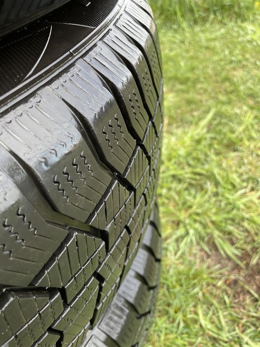 Продам зимову резину General