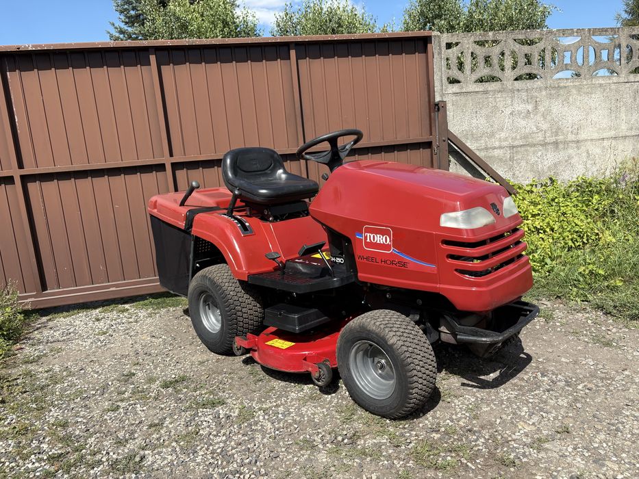 Traktorek kosiarka Husqvarna TORO DH210