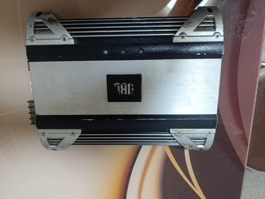 Усилитель JBL, магнитола DECKER MDR-122 BT