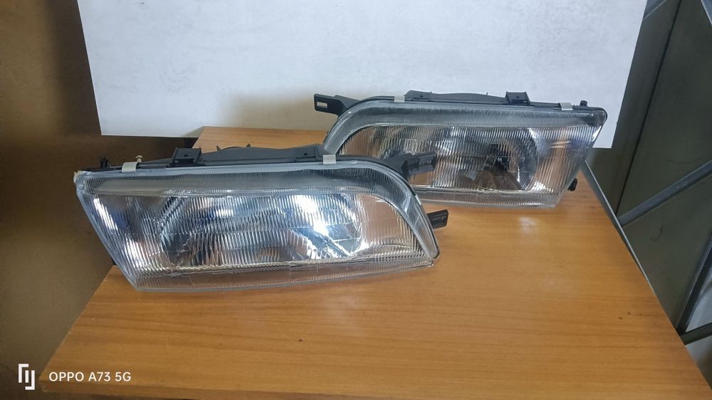 Farol Nissan Almera n15 ótica 1996 nova