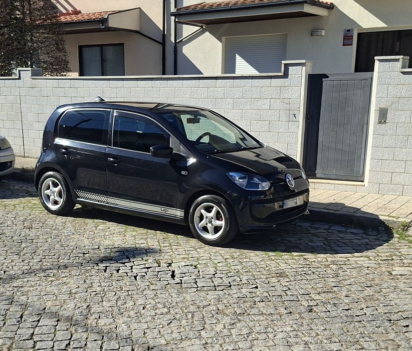 Volkswagen  UP bluemotion