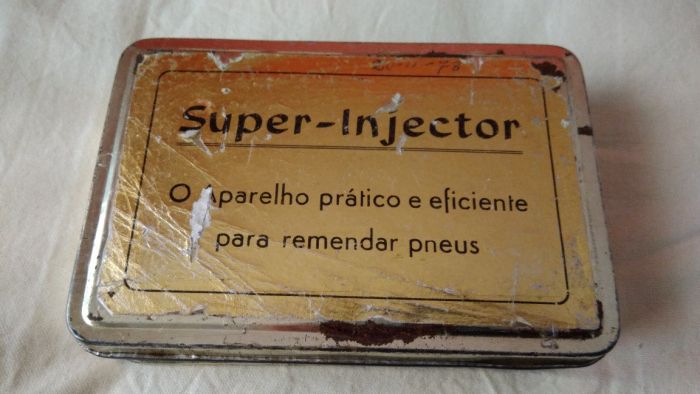 Caixa de tacos e remendos vitage