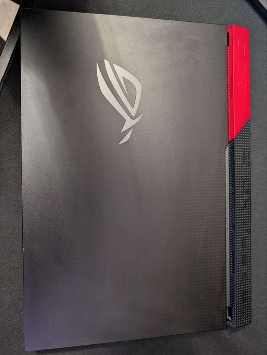 Asus Rog Strix G513 | Ryzen 7 5800H | RTX3050TI | SSD 512GB + 32GB RAM