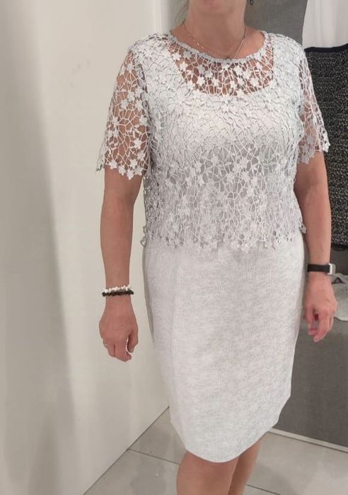 Sukienka koktajlowa Apart rozmiar 42