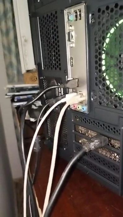 PC gaming Ryzen 5 3600 16gb RAM GTX 1080