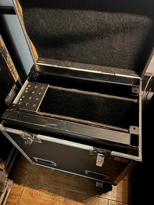 PA line array Seeburg Galeu 16 caixas