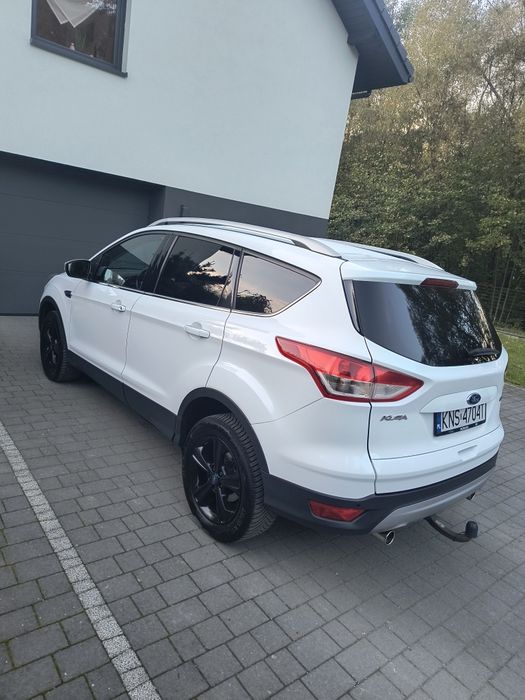 Sprzeda Ford Kuga