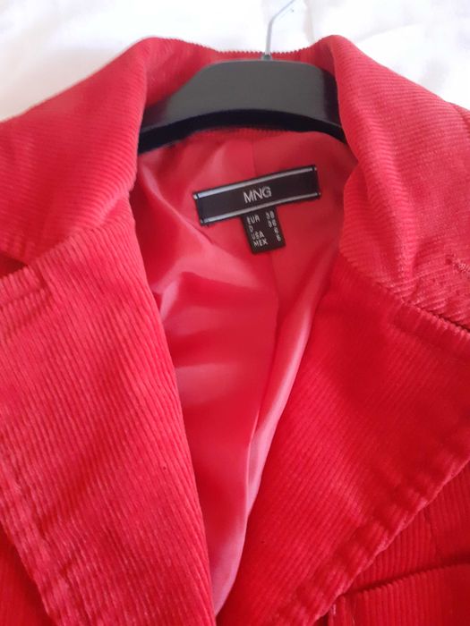 Casaco de bombazine vermelho da Mango - tamanho M