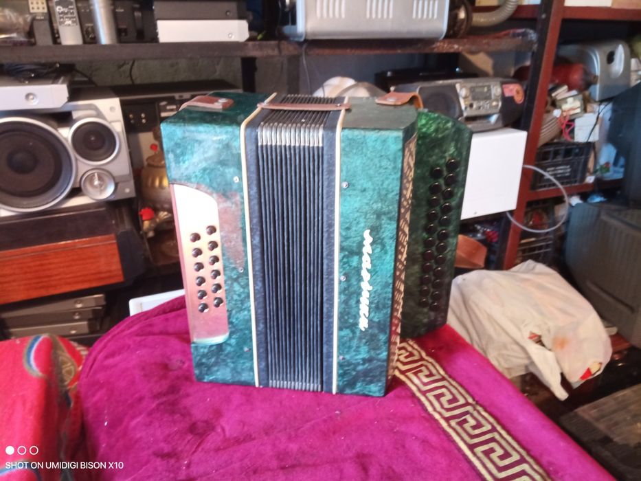 Гармонь Маричка в отличнейшем состоянии