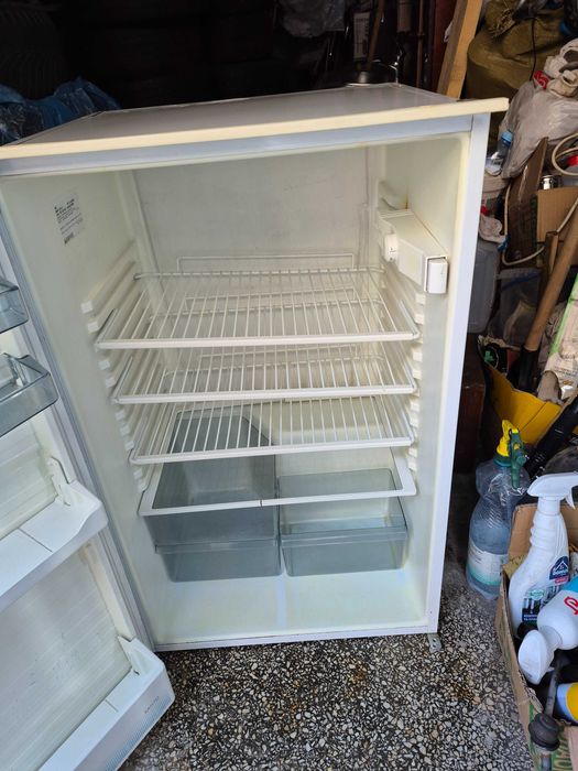 Холодильник AEG малий вбудований