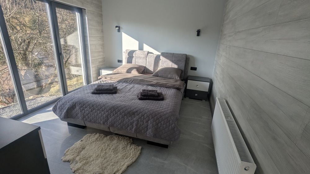 Відпочинок в Карпатах.Оренда будинку House Milanka 2-4 осіб,+басейн
Відпочинок